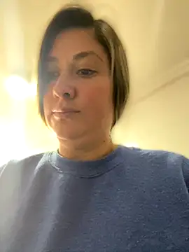 Snapshot of Abby-LS chatting on 11-07-25, 01:33 Abby-LS online show from 11-07-25, 01:33