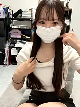 Snapshot of nano-da-u chatting on 09-13-25, 01:55 nano-da-u online show from 09-13-25, 01:55