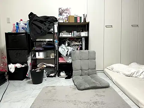 Snapshot of nano-da-u chatting on 10-30-25, 02:07 nano-da-u online show from 10-30-25, 02:07