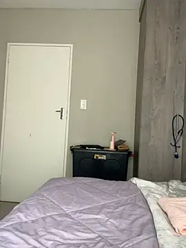 Snapshot of XXXquisiteVixen chatting on 01-09-26, 11:46 XXXquisiteVixen online show from 01-09-26, 11:46