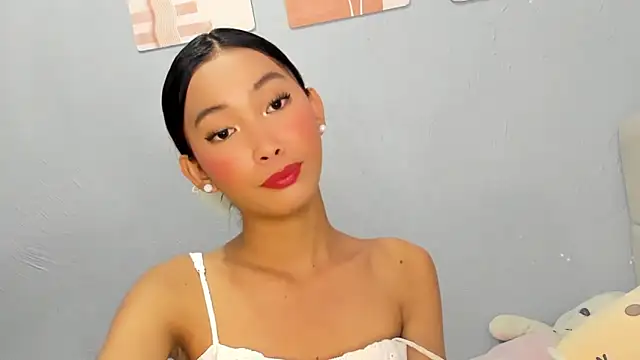 Snapshot of Anne_the_virgin chatting on 10-26-25, 01:17 Anne the virgin online show from 10-26-25, 01:17