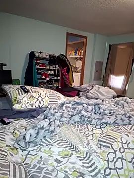 JuicyExxxperience online show from 11-17-25, 01:39