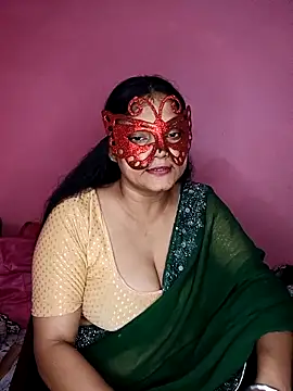 Snapshot of MEERAcle chatting on 05-09-26, 03:17 MEERAcle online show from 05-09-26, 03:17