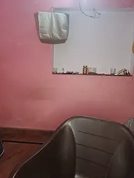 Snapshot of MEERAcle chatting on 05-25-26, 02:56 MEERAcle online show from 05-25-26, 02:56