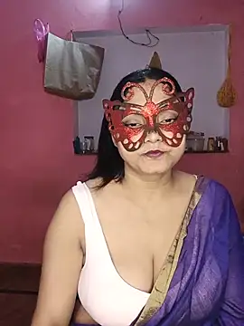 Snapshot of MEERAcle chatting on 06-18-26, 03:16 MEERAcle online show from 06-18-26, 03:16
