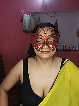 Snapshot of MEERAcle chatting on 07-03-26, 04:08 MEERAcle online show from 07-03-26, 04:08