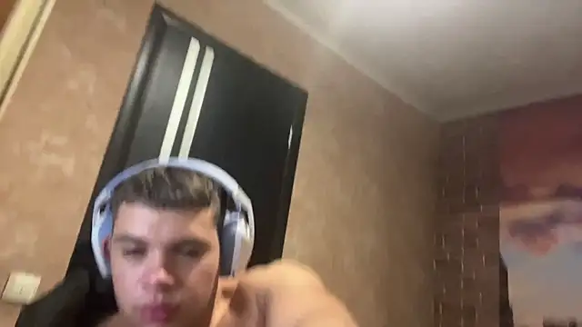 MusclePhantom online show from 11-23-25, 10:09