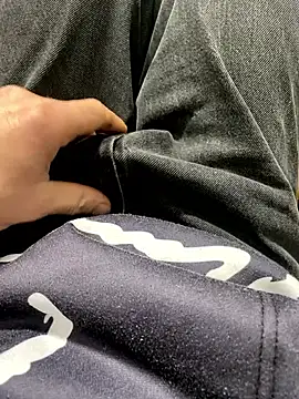 wwwiiilll online show from 10-06-25, 04:59