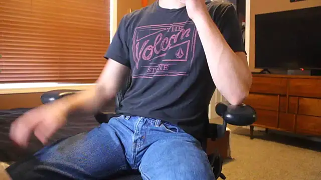 jjjjjfive online show from 04-24-26, 01:41
