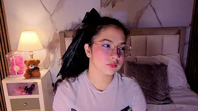 LunaRosse  online show from 11-23-25, 11:43