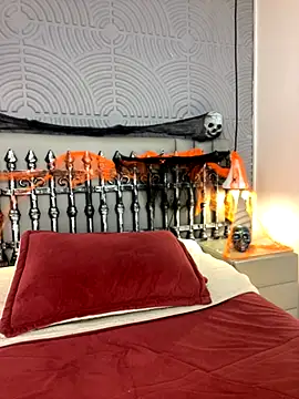 Snapshot of eviegothel_ chatting on 10-29-25, 08:21 eviegothel online show from 10-29-25, 08:21