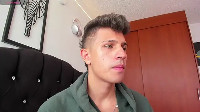 kevin ahss online show from 11-26-25, 04:30