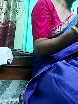 Apurvaa online show from 11-25-25, 01:22