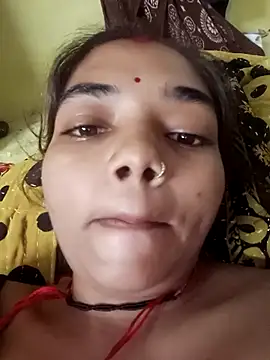 Snapshot of Hitsda chatting on 10-06-25, 11:02 Hitsda online show from 10-06-25, 11:02