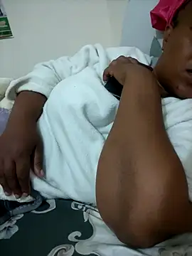 Ebonyboobsmilk online show from 09-17-25, 06:31