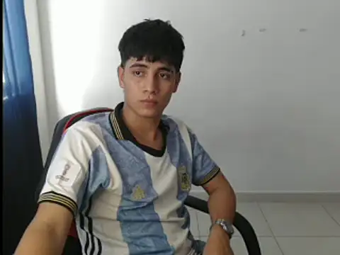 Snapshot of maximo_gomez chatting on 09-25-25, 08:34 maximo gomez online show from 09-25-25, 08:34