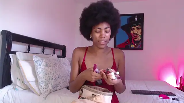 lucyymaximo online show from 05-08-26, 07:19
