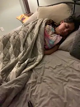 shakeweight online show from 11-19-25, 11:43