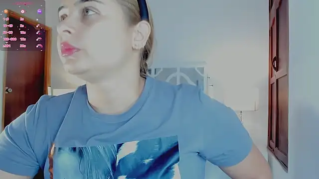 MikaelaStone online show from 01-10-26, 12:18