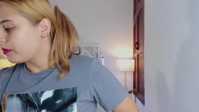 MikaelaStone online show from 02-07-26, 11:47