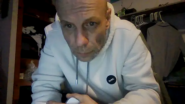 Snapshot of bifreakyfun chatting on 02-03-26, 10:20 bifreakyfun online show from 02-03-26, 10:20