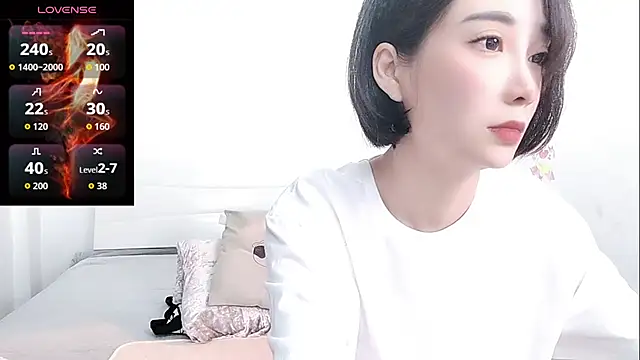 YIWA-2000 online show from 05-18-26, 04:07