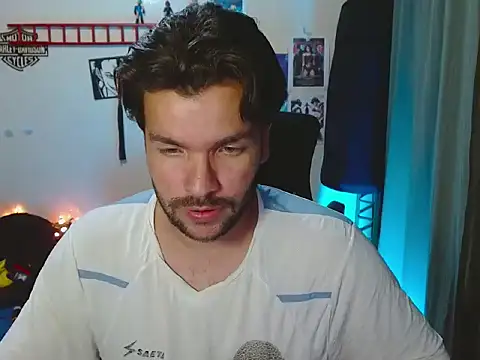 cortelioni massimo  online show from 10-02-25, 01:01