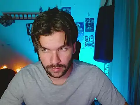 cortelioni massimo  online show from 10-08-25, 01:47