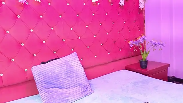 Nanis James online show from 01-09-26, 03:20