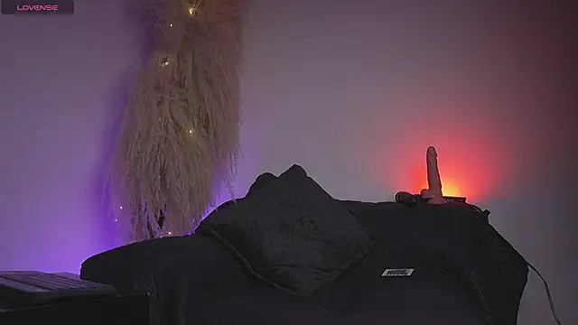 Snapshot of Afro_god_ chatting on 08-07-26, 04:03 Afro god online show from 08-07-26, 04:03