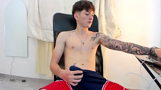 Snapshot of jake_kylee chatting on 10-27-25, 09:08 jake kylee online show from 10-27-25, 09:08