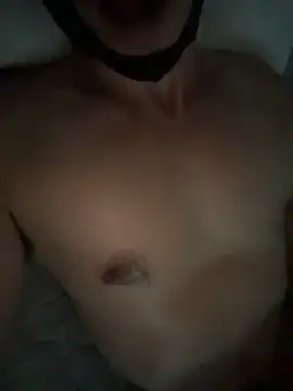 Snapshot of jerkoffhunk chatting on 10-07-25, 09:45 jerkoffhunk online show from 10-07-25, 09:45