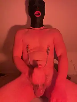 Snapshot of jerkoffhunk chatting on 12-16-25, 04:12 jerkoffhunk online show from 12-16-25, 04:12