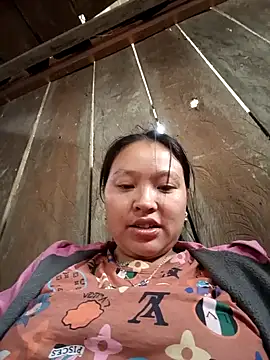 MuiNay online show from 11-17-25, 02:06