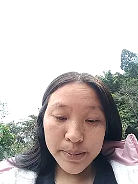 MuiNay online show from 12-18-25, 03:01