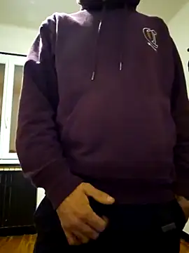 Stingles online show from 12-17-25, 08:15