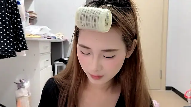 Ann-cookie online show from 12-04-25, 03:10