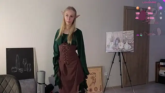 Snapshot of Sweet_xx_Gold chatting on 09-09-25, 11:15 Sweet xx Gold online show from 09-09-25, 11:15