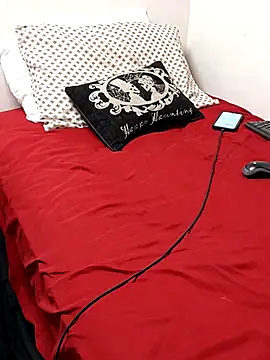 pareja-40-20 online show from 04-25-26, 04:15