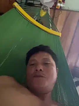 hotboy2x online show from 04-25-26, 05:10