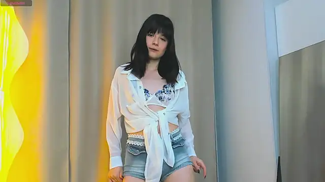 Honeey Beee online show from 09-25-25, 07:28