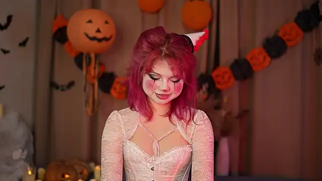 Snapshot of Stella_Vanila chatting on 10-30-25, 11:38 Stella Vanila online show from 10-30-25, 11:38