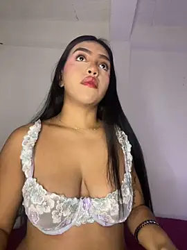 Michelle johnson  online show from 10-31-25, 06:53