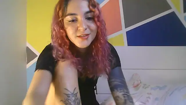 peetitefairy online show from 05-02-26, 04:06