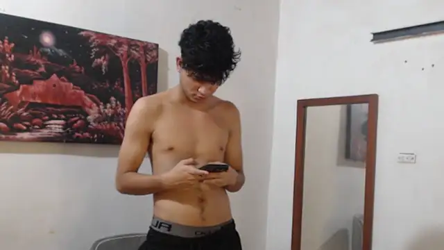 Snapshot of alice_julls chatting on 11-14-25, 07:23 alice julls online show from 11-14-25, 07:23