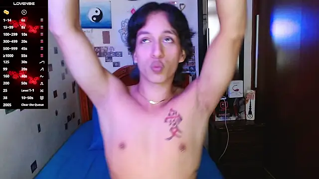 Snapshot of DannyPhantom555 chatting on 11-25-25, 05:35 DannyPhantom555 online show from 11-25-25, 05:35