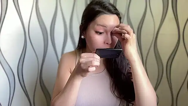 Snapshot of lovekatexx chatting on 10-24-25, 03:25 lovekatexx online show from 10-24-25, 03:25