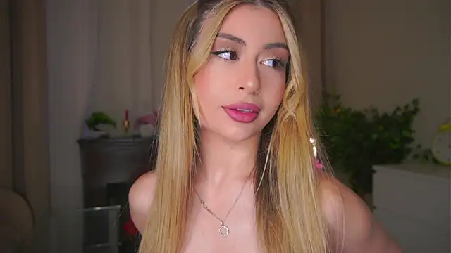 GeorginaHarn online show from 04-22-26, 08:06