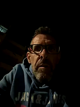 Snapshot of gigolobcn chatting on 11-14-25, 11:35 gigolobcn online show from 11-14-25, 11:35