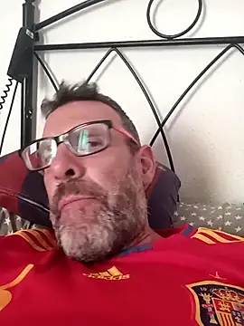 gigolobcn online show from 06-15-26, 01:57